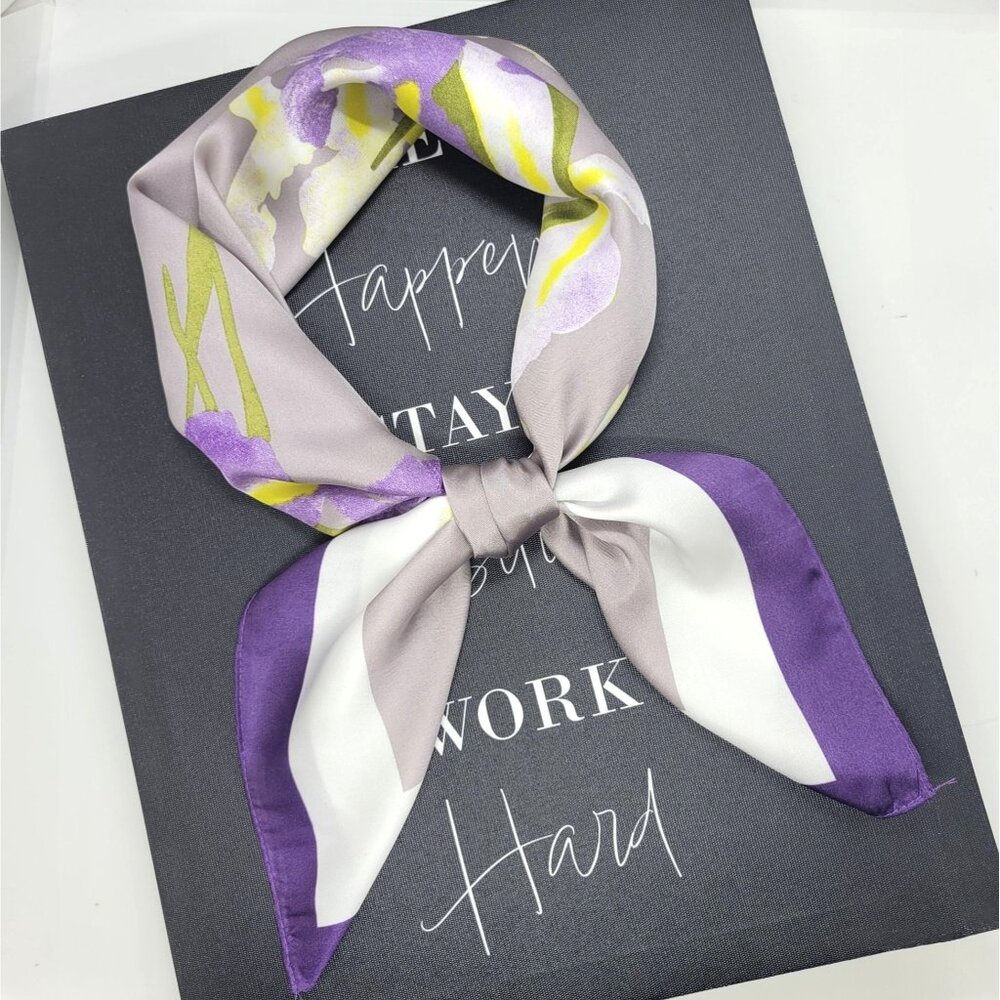 Floral Elegant Women Scarf Bandana Green Purple Vintage Silk Appaerance Top - Picture 1 of 6
